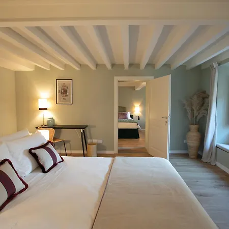 Luxury With View On Piazza Pitti - Appartamento *